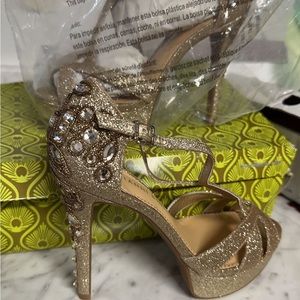Gianni Binni Gold Embellished Heels